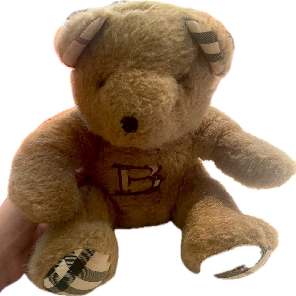 Vintage Burberry Bear!